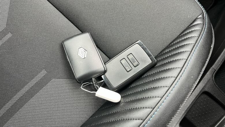 Renault Symbioz 1.6 E-Tech FHEV 145 Techno Esprit Alpine 5dr Auto Hybrid Estate